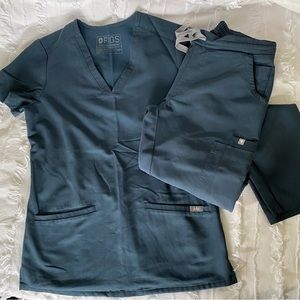 Figs Dark Harbor Scrubs Set XXS